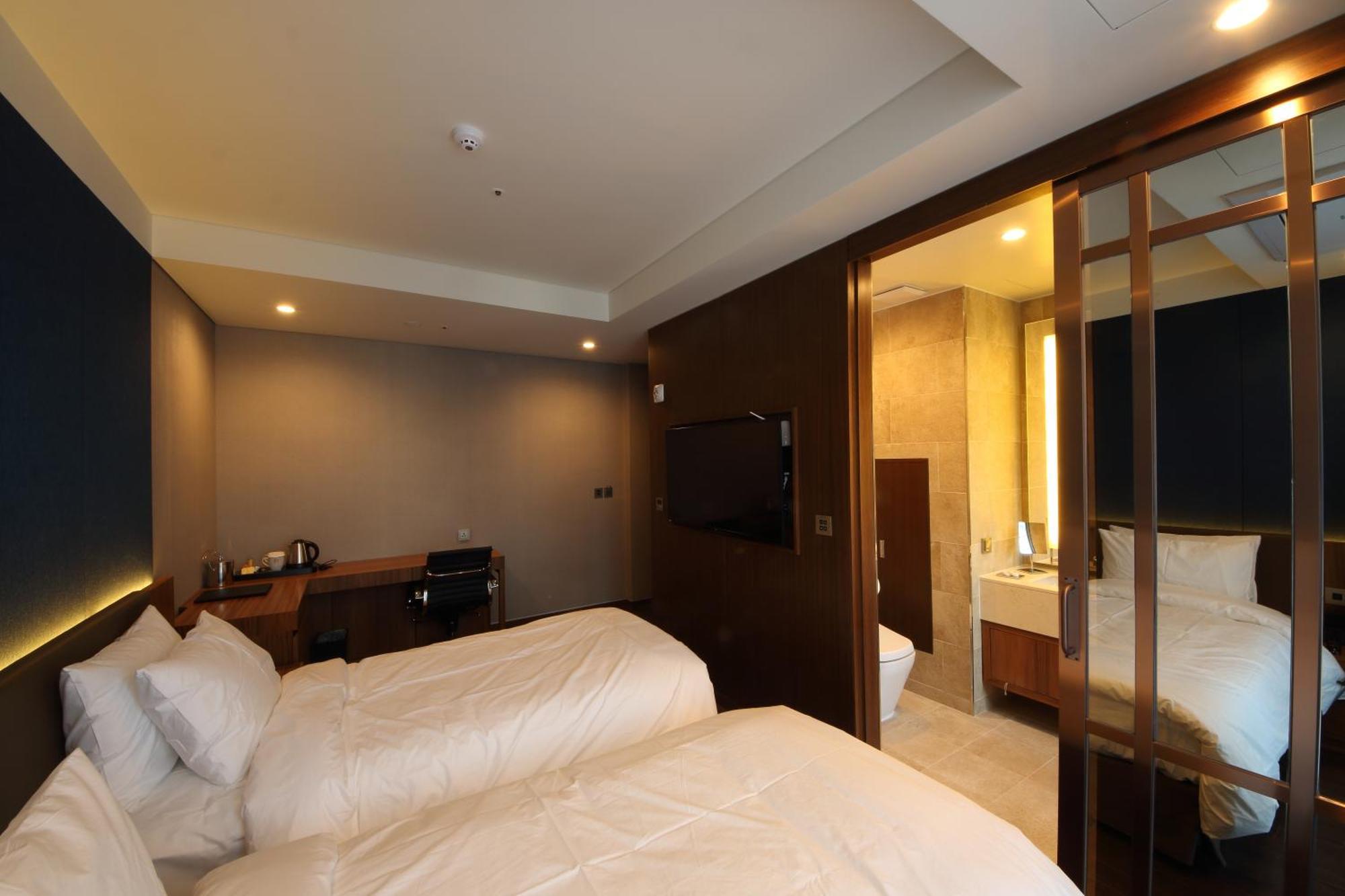 Benikea The H Hotel Hwaseong Room photo