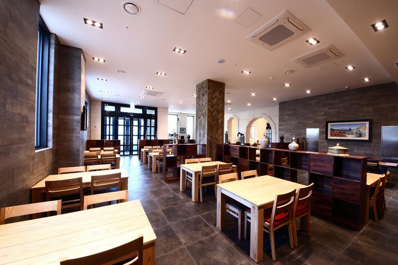 Benikea The H Hotel Hwaseong Exterior photo